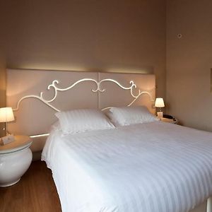 Superior Zimmer mit Kingsize-Bett